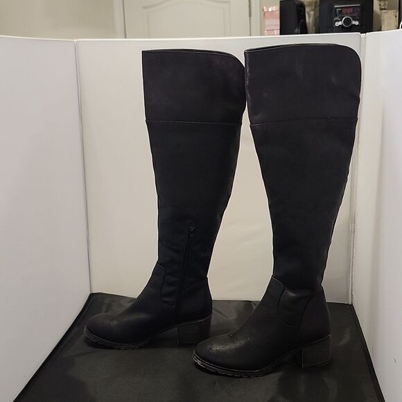 SO BY KOHL'S EXTRA WIDE CALF STACKED HEEL OVER THE KNEE BOOTS - Picture 6 of 14